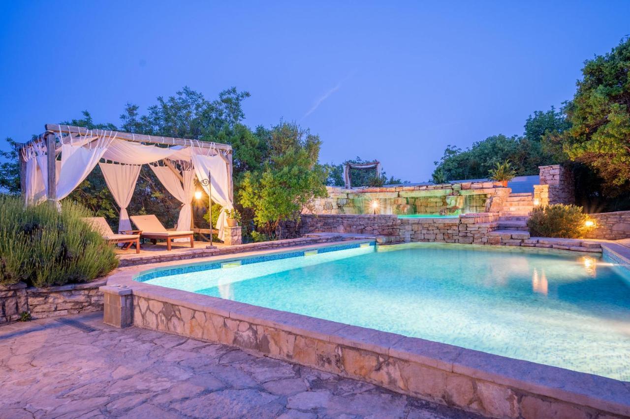 Nono Ban Hotel & Villa Gornji Humac المظهر الخارجي الصورة